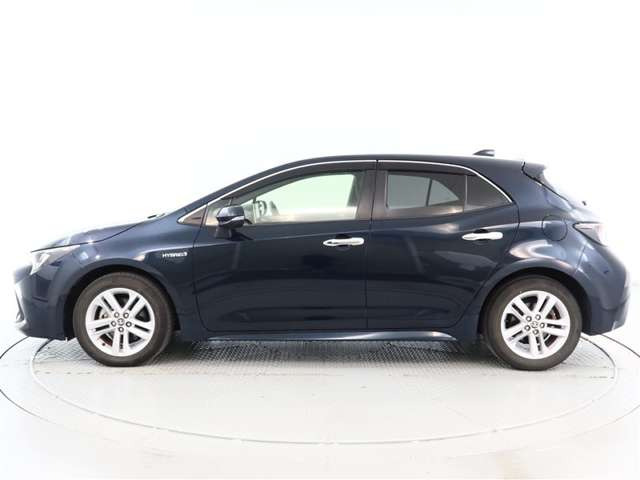 カローラスポーツ1.8 ハイブリッド G