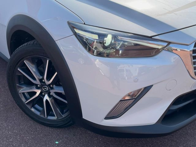 �y����18�C���`�A���~�z�C�[���z�O�ςɃ}�b�`���������A���~�z�C�[���𑕒����Ă���܂��B�e��ЊO�A���~�z�C�[����A�X�^�b�h���X�^�C�����戵�����Ă���܂��B���񂲑��k����������