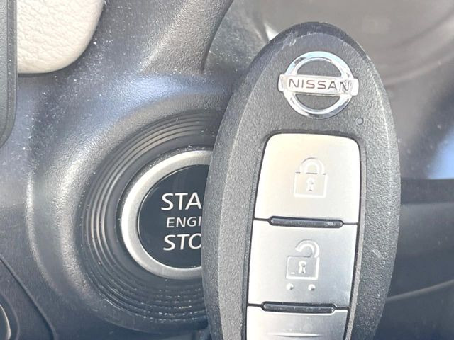 �y�C���e���W�F���g�L�[�z�J�o����|�P�b�g�ɓ��ꂽ�܂܂ł��h�A�̎{���E�������\�ȃX�}�[�g�L�[�𑕔��B�G���W���̃I���E�I�t�����J�M�����o���K�v����������Ƃ��Ă��֗��ł���