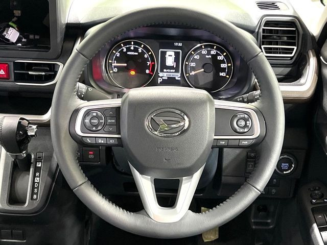 �y�����v�����X�e�A�����O�z�㎿�Ȋv���g�p���邱�ƂŁA��ɂ����������݂ƂĂ��^�]���₷���n���h���ł���