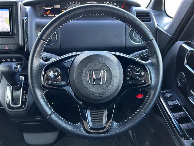 N-BOXカスタムL ターボ 4WD