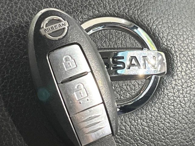 �y�C���e���W�F���g�L�[�z�J�o����|�P�b�g�ɓ��ꂽ�܂܂ł��h�A�̎{���E�������\�ȃX�}�[�g�L�[�𑕔��B�G���W���̃I���E�I�t�����J�M�����o���K�v����������Ƃ��Ă��֗��ł���