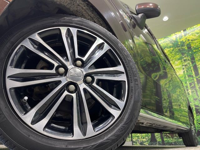 �y����15�C���`�A���~�z�C�[���z�O�ςɃ}�b�`���������A���~�z�C�[���𑕒����Ă���܂��B�e��ЊO�A���~�z�C�[����A�X�^�b�h���X�^�C�����戵�����Ă���܂��B���񂲑��k����������