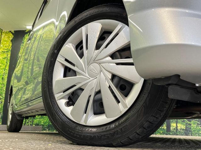 �y14�C���`�A���~�z�C�[���z�O�ςɃ}�b�`�����A���~�z�C�[���𑕒����Ă���܂��B�e��A���~�z�C�[����A�X�^�b�h���X�^�C�����戵�����Ă���܂��B���񂲑��k����������