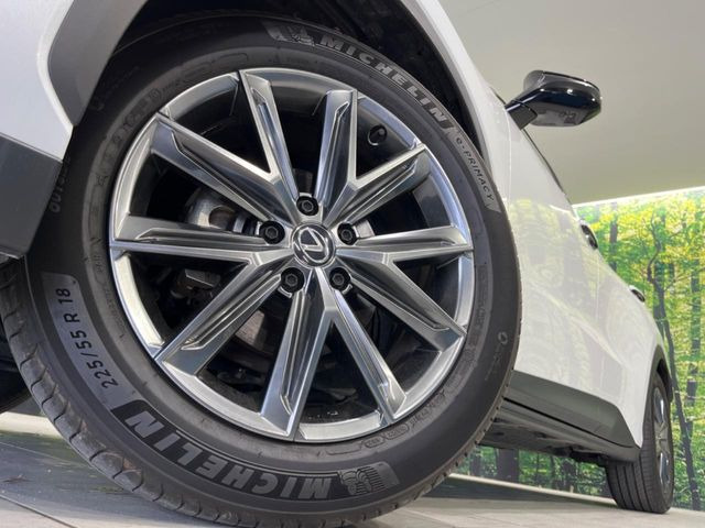 �y�����C���`18�A���~�z�C�[���z�O�ςɃ}�b�`���������A���~�z�C�[���𑕒����Ă���܂��B�e��ЊO�A���~�z�C�[����A�X�^�b�h���X�^�C�����戵�����Ă���܂��B���񂲑��k����������