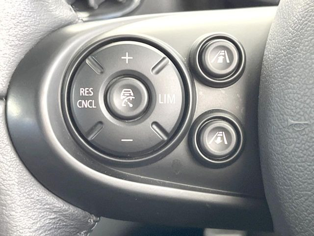 �����[�_�[�N���[�Y�R���g���[��:�O�̎ԂƂ̎Ԋԋ��������ɂƂ�A��葬�x�Ŏ������s���Ă���鎟����̃N���[�Y�R���g���[��!��ɍ������H�⎩���Ԑ�p���H�Ŏg�p����֗��ȋ@�\�ł�!