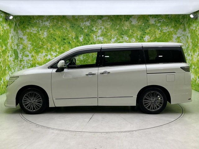 エルグランド2.5 250ハイウェイスターS アーバンクロム