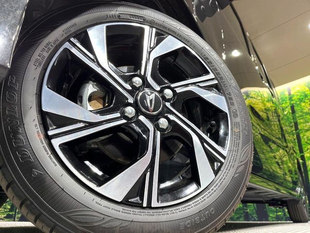 �y����14�C���`�A���~�z�C�[���z�O�ςɃ}�b�`���������A���~�z�C�[���𑕒����Ă���܂��B�e��ЊO�A���~�z�C�[����A�X�^�b�h���X�^�C�����戵�����Ă���܂��B���񂲑��k����������