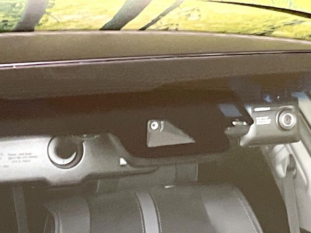 �y�g���^�Z�[�t�e�B�Z���X�z���s���ɑO���̎ԗ�����F�����A�Փ˂������Ȏ��͌x��ƃu���[�L�ŏՓˉ���Ɣ�Q�y�����A�V�X�g�B�����S�Ƀh���C�u�����y���݂��������܂��B