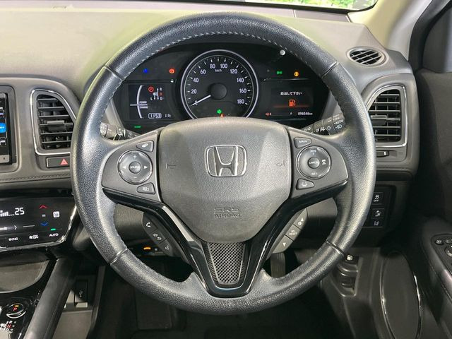 �y�����v�����X�e�A�����O�z�㎿�Ȋv���g�p���邱�ƂŁA��ɂ����������݂ƂĂ��^�]���₷���n���h���ł���