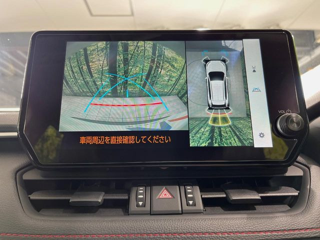 �y�p�m���~�b�N�r���[���j�^�[�z��p�̃J�����ɂ��A�ォ�猩���낵���悤�Ȏ��_��360�x�N���}�̎��͂��m�F���邱�Ƃ��ł��܂������p�������m�F���₷���A�����ꏊ�ł̐؂�Ԃ��⒓�Ԃ��X���[�Y�ɍs���܂��B