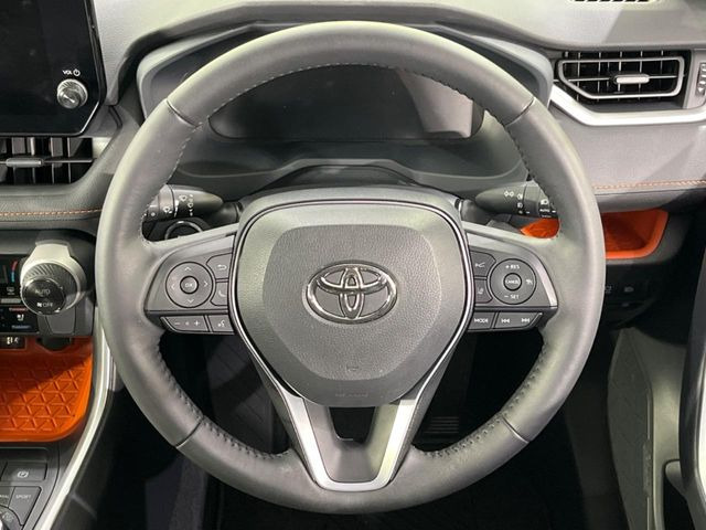 �y�����v�����X�e�A�����O�z�㎿�Ȋv���g�p���邱�ƂŁA��ɂ����������݂ƂĂ��^�]���₷���n���h���ł���