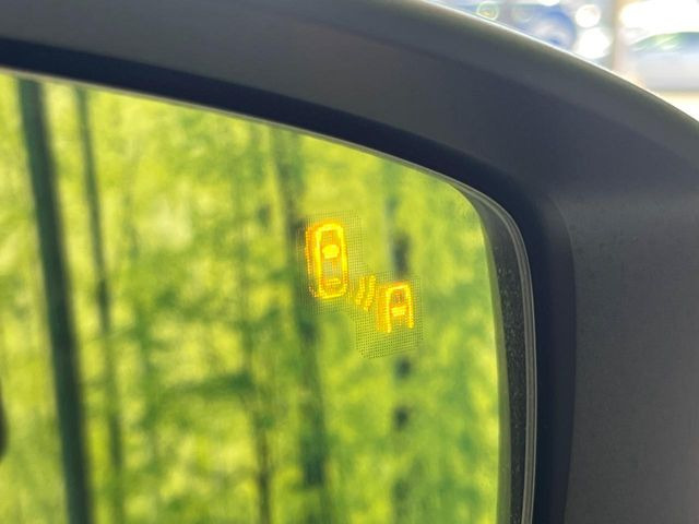 �y�u���C���h�X�|�b�g���j�^�����O�z���s���A�h�A�~���[�̎��p�ɂȂ�₷���ӏ��Ɍ㑱�Ԃ��ڋ߂���ƃT�C�h�~���[�t�߂Ɍx����\���A�h���C�o�[�ɒ��ӊ��N�����Ă���܂��B