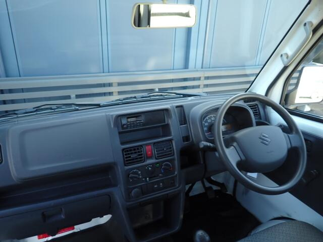 �C���p�l�摜�ɂȂ�܂��B�ԓ��͐��Ǝ҂ɂĎ����N���[�j���O�{�H�ς݂Ȃ̂ŁA��ϐ����ł��B