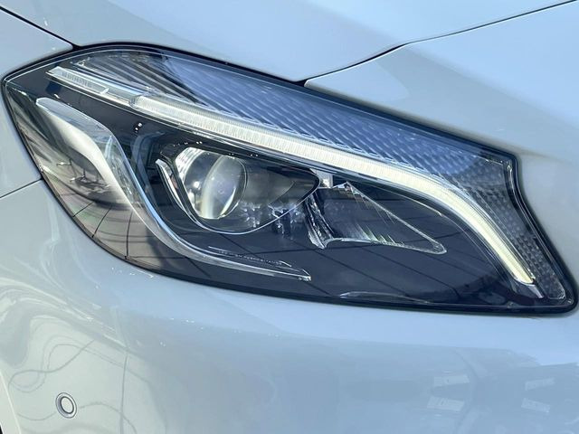 ��LED�w�b�h���C�g:��ԑ��s�����ǍD�Ȏ��E���m�ۂ����S���ĉ^�]�ł��鍂�P�xLED�w�b�h���C�g�𑕔�!�_�����x�������A����d�͂��}�����Ă��܂��B