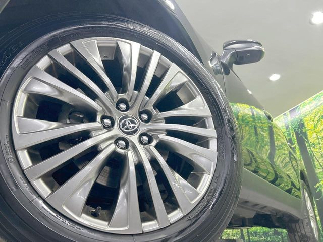 �y����19�C���`�A���~�z�C�[���z�O�ςɃ}�b�`���������A���~�z�C�[���𑕒����Ă���܂��B�e��ЊO�A���~�z�C�[����A�X�^�b�h���X�^�C�����戵�����Ă���܂��B���񂲑��k����������