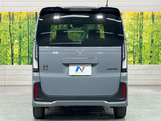 安心の最長10年・走行無制限保証(有償)をご用意。保証内容も充実はもちろん、無料点検&オイル交換や、年中無休の全国・24時間ロードサービスも付帯されておりますのでご安心下さい。