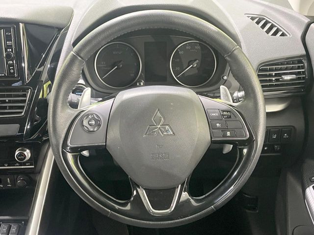 �y�����v�����X�e�A�����O�z�㎿�Ȋv���g�p���邱�ƂŁA��ɂ����������݂ƂĂ��^�]���₷���n���h���ł���