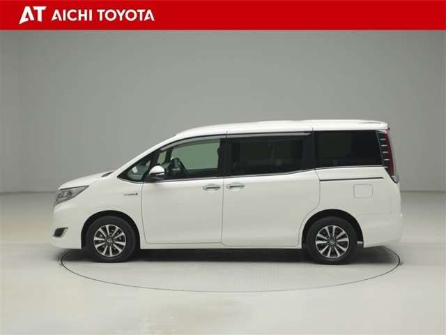 エスクァイアハイブリッド1.8 Gi プレミアムパッケージ