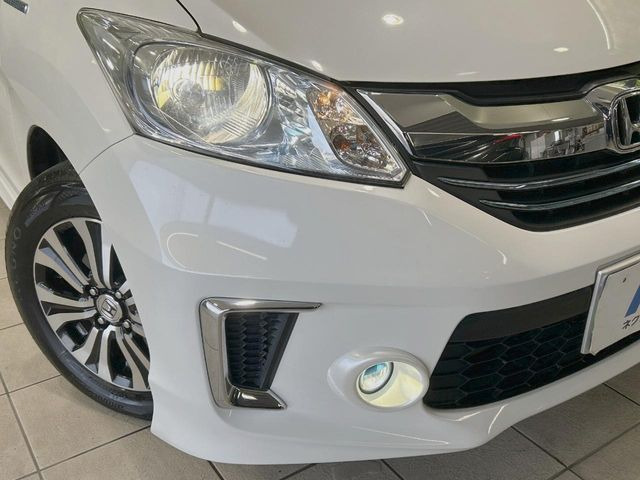 �yHID�w�b�h���C�g�z���ɖ��邭�O�����Ƃ炵�Ă����̂ŁA���V����Ԃ̑��s�������E�ǍD�ň��S���Ă���肢�������܂��B