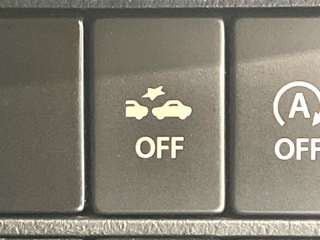 �y�X�Y�L �Z�[�t�e�B�T�|�[�g�z���s���ɑO���̎ԗ�����F�����A�Փ˂������Ȏ��͌x��ƃu���[�L�ŏՓˉ���Ɣ�Q�y�����A�V�X�g�B�����S�Ƀh���C�u�����y���݂��������܂��B