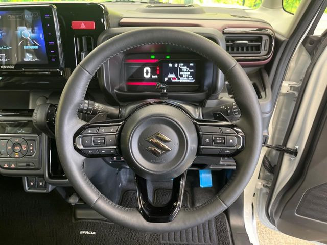 �y�����v�����X�e�A�����O�z�㎿�Ȋv���g�p���邱�ƂŁA��ɂ����������݂ƂĂ��^�]���₷���n���h���ł���