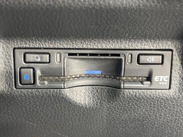 【ETC】高速道路の料金所をストレスなく通過!話題のスポットやサービスエリアに多い「スマートIC」利用時は必須のアイテムです。当店でセットアップを実施、ご納車当日からすぐにご利用いただけます!