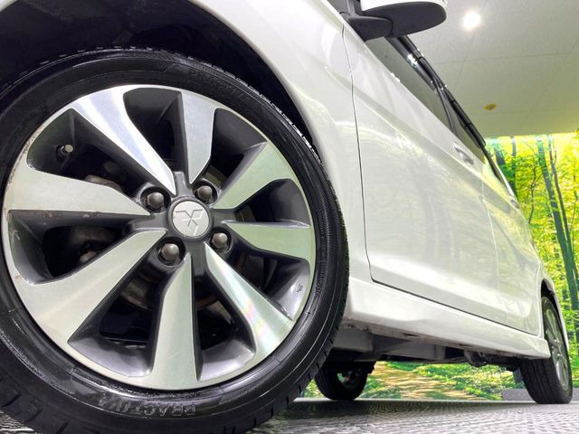 �y����14�C���`�A���~�z�C�[���z�O�ςɃ}�b�`���������A���~�z�C�[���𑕒����Ă���܂��B�e��ЊO�A���~�z�C�[����A�X�^�b�h���X�^�C�����戵�����Ă���܂��B���񂲑��k����������