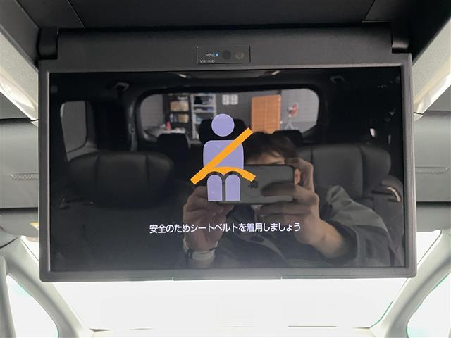 ヴェルファイアハイブリッド 2.5 Z プレミア E-Four 4WD