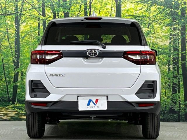 安心の最長10年・走行無制限保証(有償)をご用意。保証内容も充実はもちろん、無料点検&オイル交換や、年中無休の全国・24時間ロードサービスも付帯されておりますのでご安心下さい。