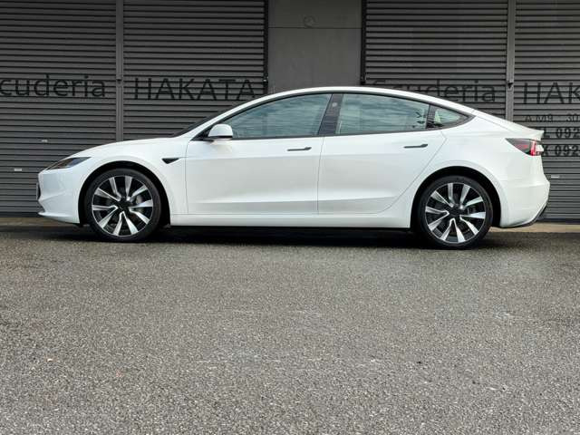 �O��R�[�i�[�Z���T�[�E�T�C�h�E���A�J�����B