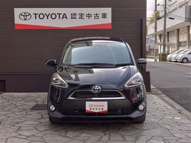 シエンタハイブリッド 1.5 G クエロ