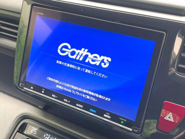 �y�����i�r�z�l�C�̏����i�r�𑕔����Ă���܂��B�i�r�̎g���₷���͂������A�I�[�f�B�I�@�\���[��!�L�����v�◷�s�͂������A�ʋ΂┃�����ȂǕ��i�̃h���C�u���y�����Ȃ�͂���