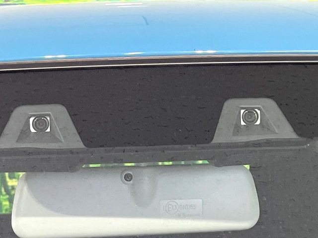 �y�X�}�[�g�u���[�L�T�|�[�g�z���s���ɑO���̎ԗ�����F�����A�Փ˂������Ȏ��͌x��ƃu���[�L�ŏՓˉ���Ɣ�Q�y�����A�V�X�g�B�����S�Ƀh���C�u�����y���݂��������܂��B