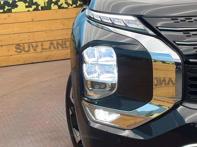 �yLED�w�b�h���C�g�z���V����ԑ��s�����ǍD�Ȏ��E���m�ۂ����S���ĉ^�]�ł��鍂�P�xLED�w�b�h���C�g�𑕔�!�_�����x�������A����d�͂��}�����Ă��܂��B