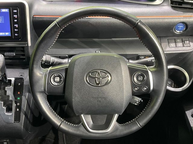 �y�X�e�A�����O�X�C�b�`�z�^�]���A�O������ڐ������炷���ƂȂ��A�I�[�f�B�I���̑��삪�\�ȕ֗��@�\!���S&���K�ȃh���C�u�����o���Ă���܂���