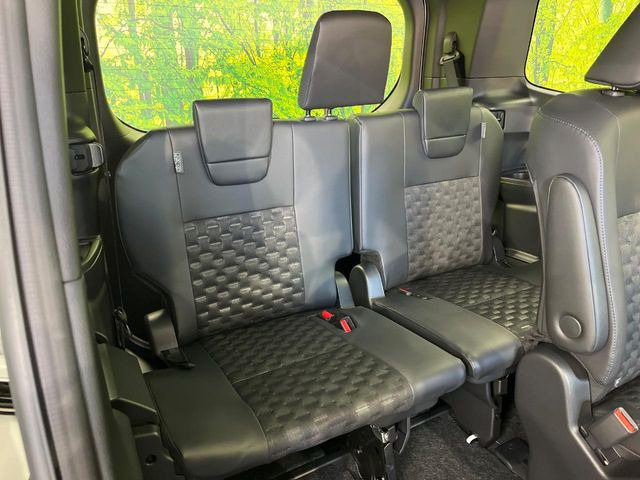 3��ڃV�[�g�͂�������ԗǍD����l�ł��������ƍ����Ē����܂��̂ŁA��l���ł̂��o���������N���N�ł��􂲉Ƒ��ŁA�C�̒m�ꂽ���ԂŁA�h���C�u�ɍs���̂��y���݂ł��ˁ�