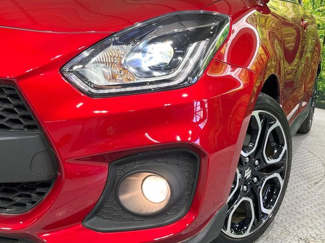 �yLED�w�b�h���C�g�z���V����ԑ��s�����ǍD�Ȏ��E���m�ۂ����S���ĉ^�]�ł��鍂�P�xLED�w�b�h���C�g�𑕔�!�_�����x�������A����d�͂��}�����Ă��܂��B