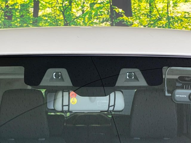 �y�X�Y�L �Z�[�t�e�B�T�|�[�g�z���s���ɑO���̎ԗ�����F�����A�Փ˂������Ȏ��͌x��ƃu���[�L�ŏՓˉ���Ɣ�Q�y�����A�V�X�g�B�����S�Ƀh���C�u�����y���݂��������܂��B