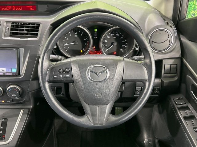 �y�X�e�A�����O�X�C�b�`�z�^�]���A�O������ڐ������炷���ƂȂ��A�I�[�f�B�I���̑��삪�\�ȕ֗��@�\!���S&���K�ȃh���C�u�����o���Ă���܂���