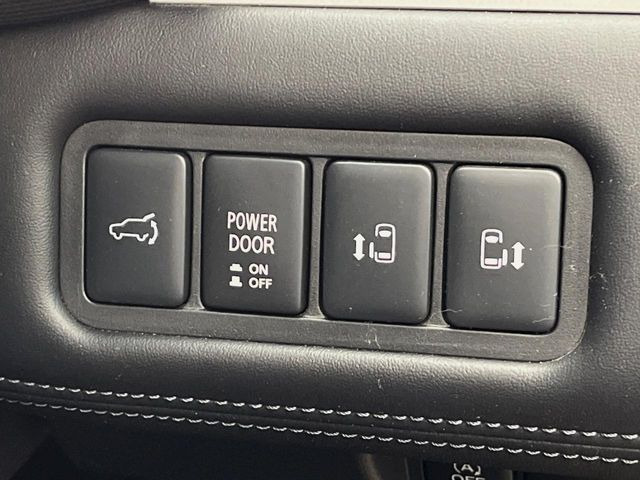 �y�����p���[�X���C�h�h�A�z�X�}�[�g�L�[��^�]�Ȃ̃X�C�b�`�Ō�ȗ����X���C�h�h�A�̊J���\���d��������͂����ăh�A���J����K�v�������A�����Ȃ��q�l�ł��ȒP�ɊJ���߂ł����K�ł���