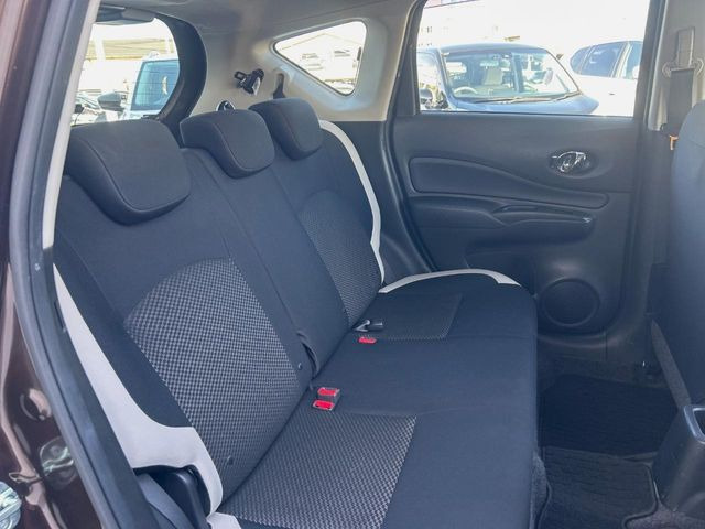 �L�X�Ƃ���2��ڃV�[�g�͋��Z���������A���S�n�����K!�F�B��Ƒ��Ƃ̂��o�����ɂ҂�����ł��B�x�r�[�V�[�g��`���C���h�V�[�g�g�p�������K�ɂ��߂�������������\���ȋ�Ԃ��m�ۂ��Ă��܂��B