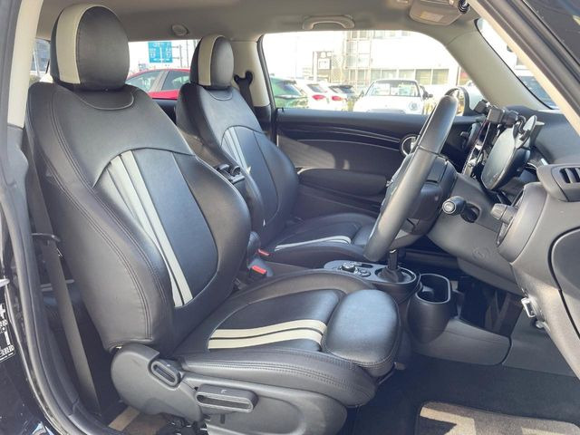 ���V�[�g�̎g�p��:�j��E�ւ�������Ȃ��A�����̒ʂ肫�ꂢ�ȏ�Ԃ��ێ����Ă���܂��B�܂��A�����N���[�j���O�E�R�[�e�B���O�����p�����������܂��B