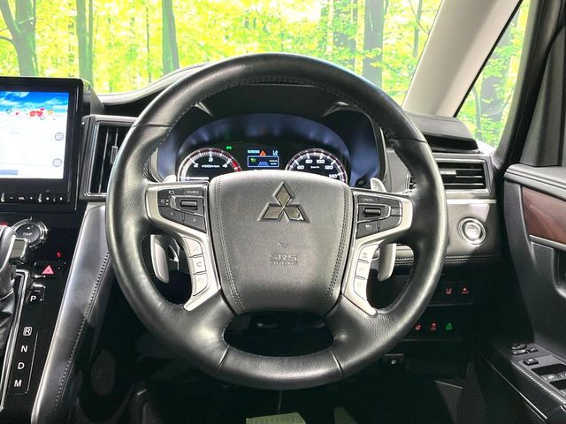 �y�����v�����X�e�A�����O�z�㎿�Ȋv���g�p���邱�ƂŁA��ɂ����������݂ƂĂ��^�]���₷���n���h���ł���