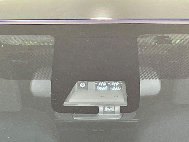 �y�v���N���b�V���Z�[�t�e�B�z�O���̎ԗ��������m���A�Փ˂������Ȏ��͌x��Œ��ӂ𑣂��A�u���[�L�𓥂ޗ͂��T�|�[�g�B�u���[�L�𓥂߂Ȃ������ꍇ�͏Փ˔�Q�y���u���[�L���쓮�A�Փˉ�����T�|�[�g���܂��B