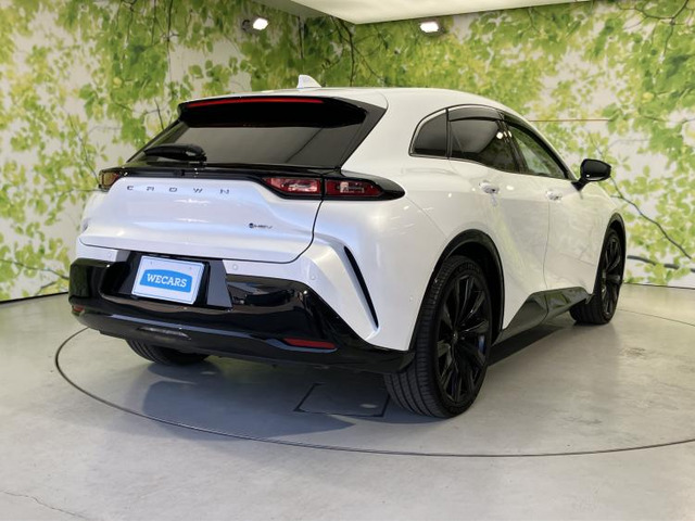 クラウンスポーツ2.5 Z E-Four 4WD