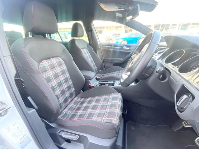 ���V�[�g�̎g�p��:�j��E�ւ�������Ȃ��A�����̒ʂ肫�ꂢ�ȏ�Ԃ��ێ����Ă���܂��B�܂��A�����N���[�j���O�E�R�[�e�B���O�����p�����������܂��B