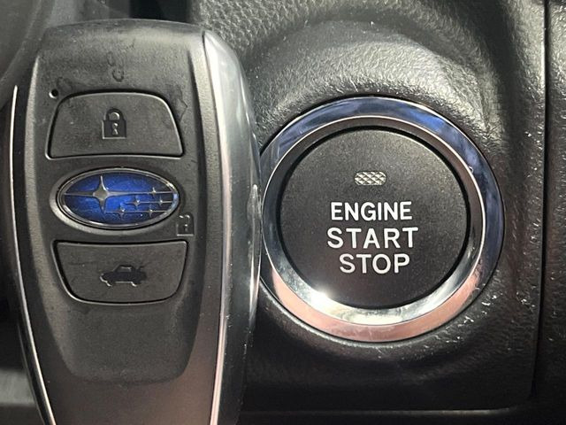 �y�A�N�Z�X�L�[&�v�b�V���X�^�[�g�z�J�o����|�P�b�g�ɓ��ꂽ�܂܂ł��h�A�̎{���E�������\�ȃX�}�[�g�L�[�𑕔��B�G���W���̃I���E�I�t�����J�M�����o���K�v�������A�{�^�����v�b�V�����邾����OK��