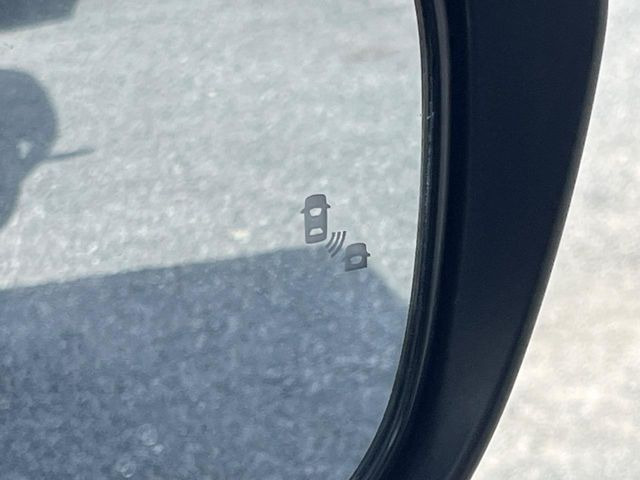 �y������p���m�z���s���A�h�A�~���[�̎��p�ɂȂ�₷���ӏ��Ɍ㑱�Ԃ��ڋ߂���ƃT�C�h�~���[�t�߂Ɍx����\���A�h���C�o�[�ɒ��ӊ��N�����Ă���܂��B