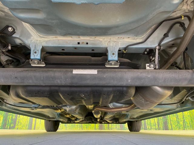 下回りがきれいなうちに、防錆加工の施工がオススメ。降雪地域はもちろん、沿岸部にお住いの方や、趣味でマリン・ウィンタースポーツをされる方にご好評いただいております。